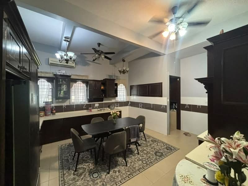 Bungalow House untuk Dijual di Nilai Impian (Nilai) - Sariza Hartanah - Kitchen - PropertyGuru.com.my