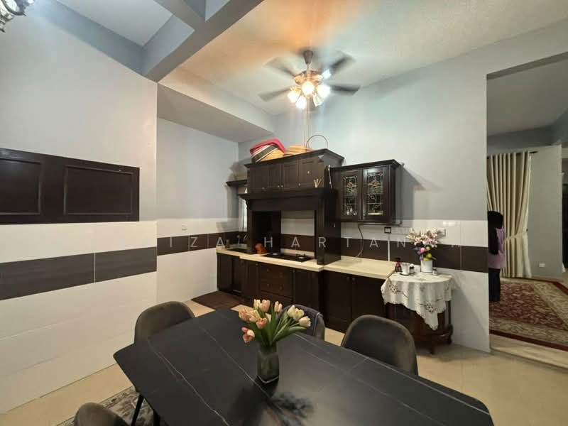 Bungalow House untuk Dijual di Nilai Impian (Nilai) - Sariza Hartanah - Kitchen - PropertyGuru.com.my