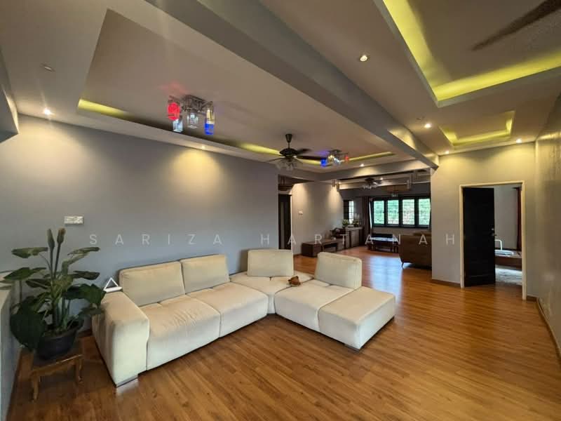 Bungalow House untuk Dijual di Nilai Impian (Nilai) - Sariza Hartanah - Living Room - PropertyGuru.com.my