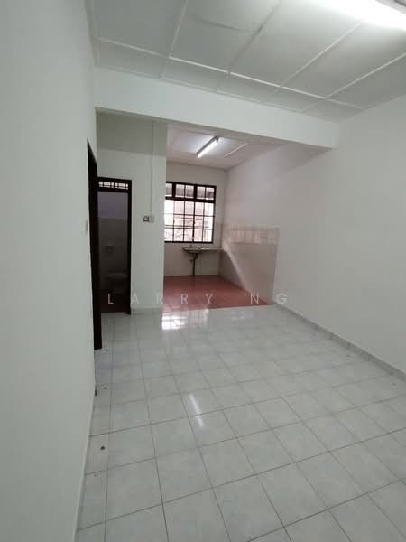 Rumah Teres 1-Tingkat untuk Dijual di Taman Rinting (Masai) - Larry Ng - PropertyGuru.com.my