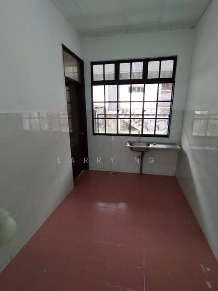 Rumah Teres 1-Tingkat untuk Dijual di Taman Rinting (Masai) - Larry Ng - PropertyGuru.com.my