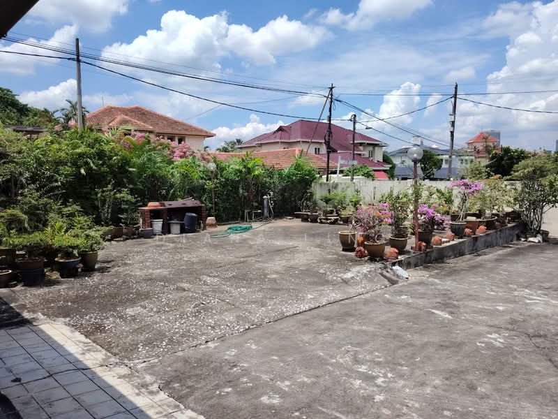 Bungalow House untuk Dijual di Petaling Jaya (Selangor) - Diana Ling - Exterior - PropertyGuru.com.my