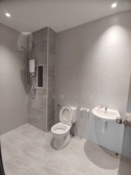 Kondominium untuk Disewa di KSL Residence 2 @ Kangkar Tebrau - Gwen Lim - Bathroom - PropertyGuru.com.my
