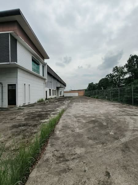 Semi-D Factory for Sale in Kempas Utama (Tebrau) - Coco Lee - Exterior - PropertyGuru.com.my
