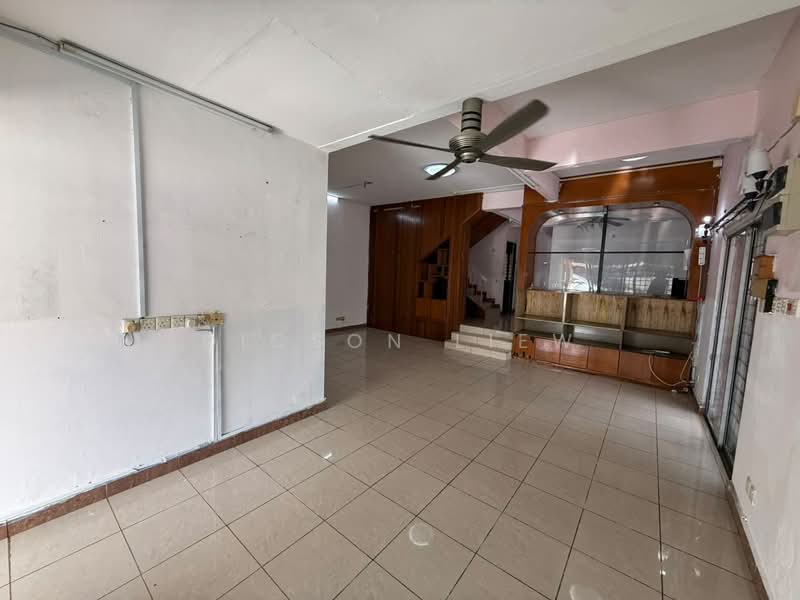 2-storey Terraced House for Sale in Taman Sri Bintang (Kepong) - Dicson Liew - Living Room - PropertyGuru.com.my