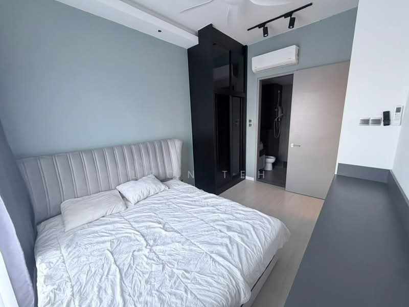 Kediaman Servis untuk Dijual di The Era @ Duta North - Leon Teh - Bedroom - PropertyGuru.com.my