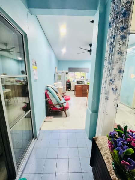 Rumah Teres 2-Tingkat untuk Dijual di Subang Jaya (Selangor) - Salawati Busro - Kitchen - PropertyGuru.com.my