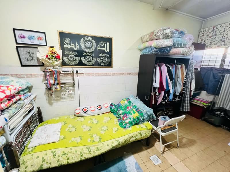 Rumah Teres 2-Tingkat untuk Dijual di Subang Jaya (Selangor) - Salawati Busro - Bedroom - PropertyGuru.com.my