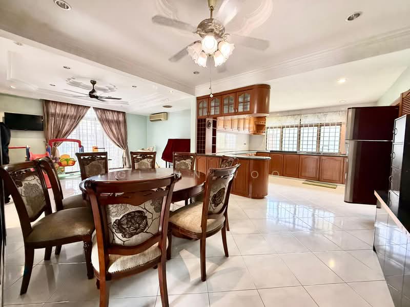 Bungalow House untuk Dijual di Permas Jaya (Johor Bahru) - Glenn Woo - Dining Room - PropertyGuru.com.my