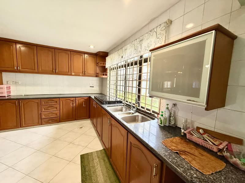 Bungalow House untuk Dijual di Permas Jaya (Johor Bahru) - Glenn Woo - Kitchen - PropertyGuru.com.my
