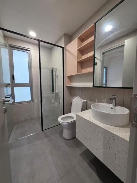 Kediaman Servis untuk Disewa di The Meg Serviced Residence - Natalie Lim - Bathroom - PropertyGuru.com.my