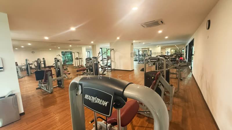 Service Residence for Sale at Molek Regency - Janice . - PropertyGuru.com.my