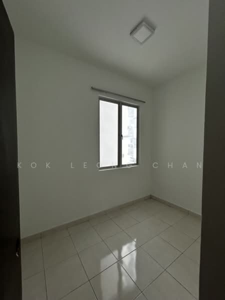 Kediaman Servis untuk Dijual di Serviced Residence @ Casa Tiara - Kok Leong Chan - Medium Room 2 - PropertyGuru.com.my