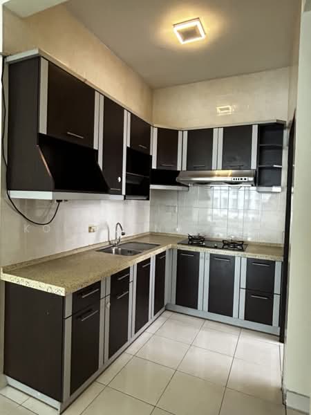 Kediaman Servis untuk Dijual di Serviced Residence @ Casa Tiara - Kok Leong Chan - Kitchen - PropertyGuru.com.my