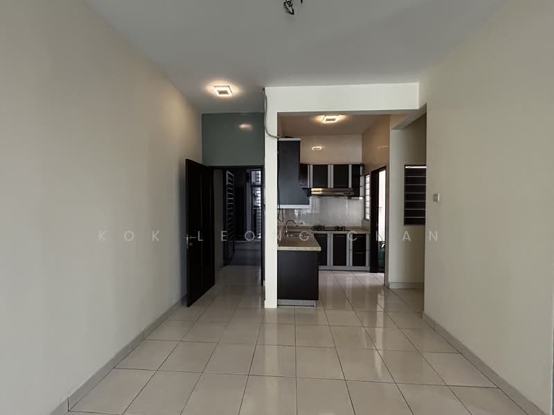 Kediaman Servis untuk Dijual di Serviced Residence @ Casa Tiara - Kok Leong Chan - Living Hall - PropertyGuru.com.my