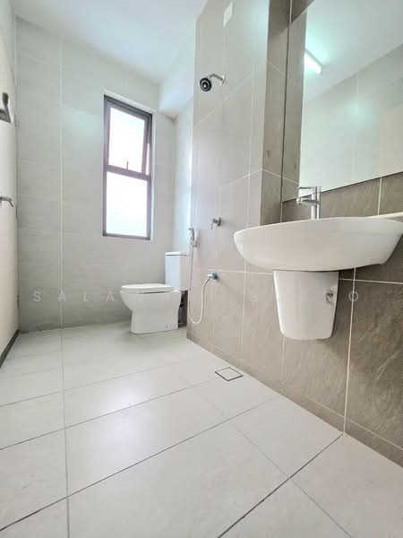 Terraced House for Sale in Elmina (Shah Alam) - Salawati Busro - Bathroom - PropertyGuru.com.my