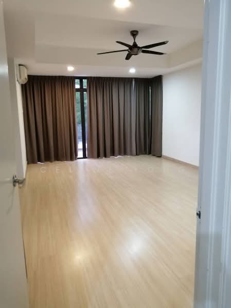 Rumah Kluster untuk Dijual di Taman Desa Tebrau (Tebrau) - Celine Yong - Living Room - PropertyGuru.com.my