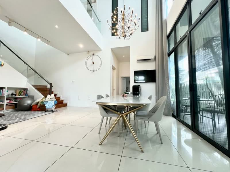 Rumah Berkembar untuk Dijual di Permas Jaya (Johor Bahru) - Glenn Woo - Living Room - PropertyGuru.com.my