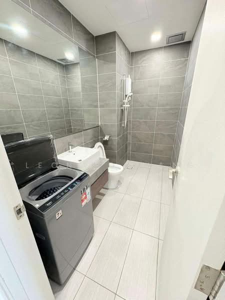 Service Residence for Rent at Bell Suites - Leonard Liang - Bathroom - PropertyGuru.com.my