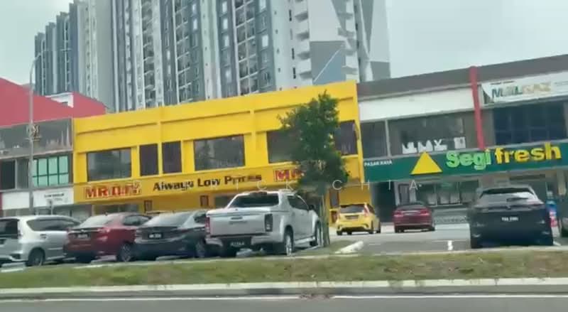 Shop / Office untuk Disewa di bukit jelutong (Shah Alam) - Derrick Chia - Exterior - PropertyGuru.com.my