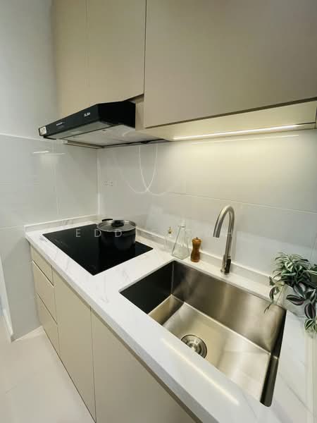 Service Residence for Sale at e.Sentral SmartCity - Eddie Soh - Kitchen - PropertyGuru.com.my