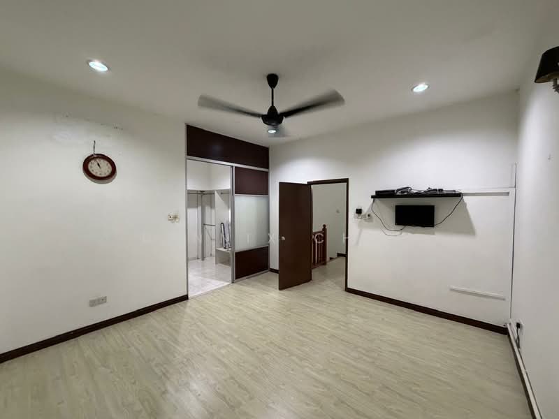 2-storey Terraced House for Rent in Seksyen 7 (Shah Alam) - Dennix Chin - Bedroom - PropertyGuru.com.my
