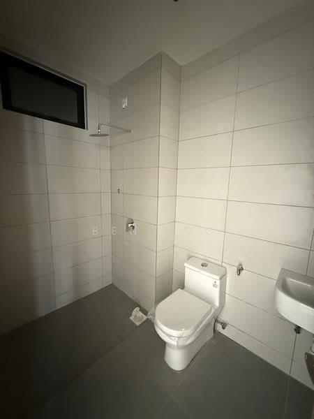 Kediaman Servis untuk Dijual di Meldrum Heights (Residensi Meldrum) - Ben Foo - Bathroom - PropertyGuru.com.my