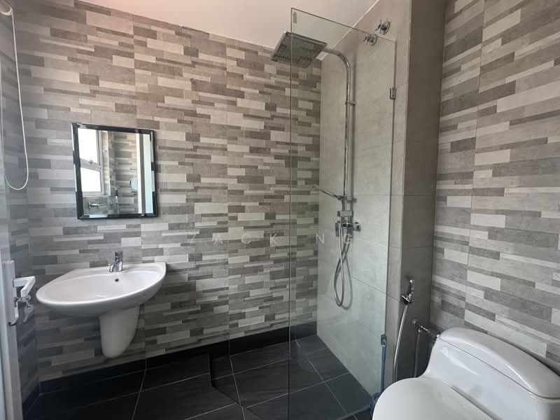 Rumah Berkembar untuk Dijual di Damansara Legenda (Petaling Jaya) - Zack Ng - Bathroom - PropertyGuru.com.my