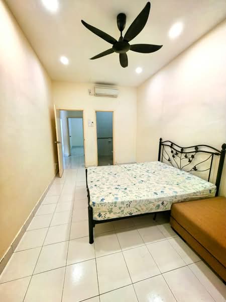 1-storey Terraced House for Sale in Taman Seri Austin (Tebrau) - Tycia Law - PropertyGuru.com.my