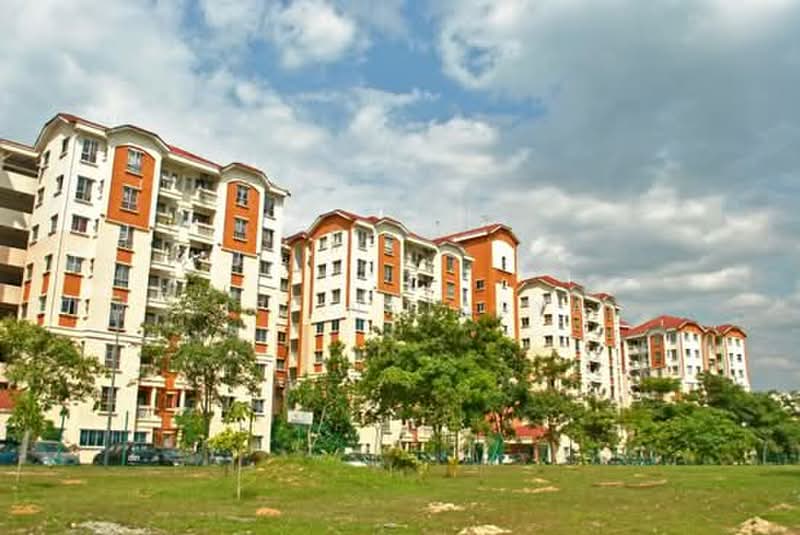 Apartment for Sale at Pangsapuri Danaumas - Fifi Natasya - Exterior - PropertyGuru.com.my