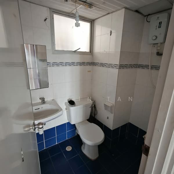 Condominium for Rent at U Garden Resort Condominium - Kelvin Tan - Bathroom - PropertyGuru.com.my