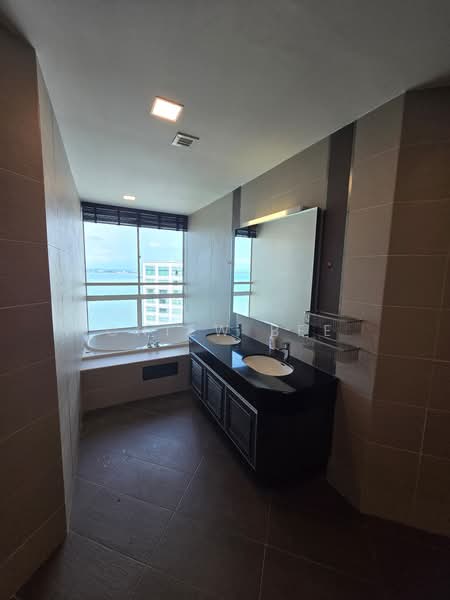 Condominium for Rent at Gurney Beach Resort - Chiew Bee - Bathroom - PropertyGuru.com.my