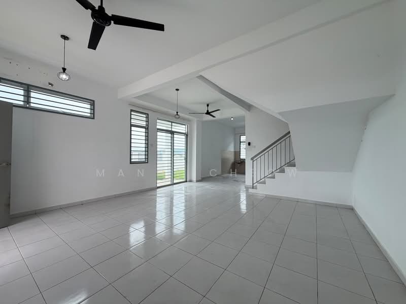 Terraced House for Sale in Taman Kundang Jaya (Rawang) - Mandy Cheow - Living Room - PropertyGuru.com.my