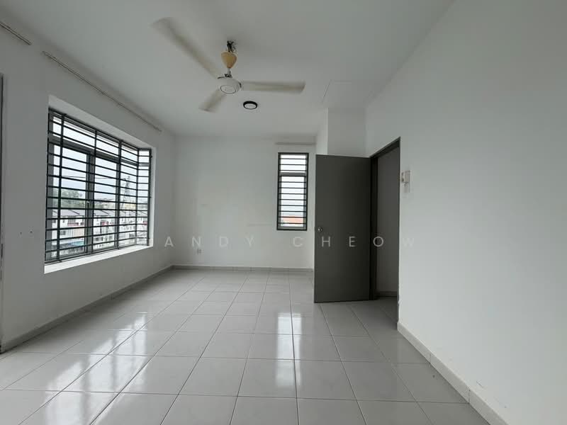 Terraced House for Sale in Taman Kundang Jaya (Rawang) - Mandy Cheow - Interior - PropertyGuru.com.my