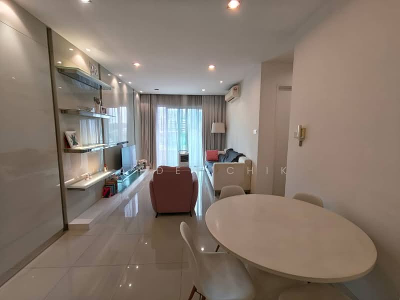 Kondominium untuk Disewa di Scenaria @ North Kiara Hills - Jayden Chik - Living Room - PropertyGuru.com.my