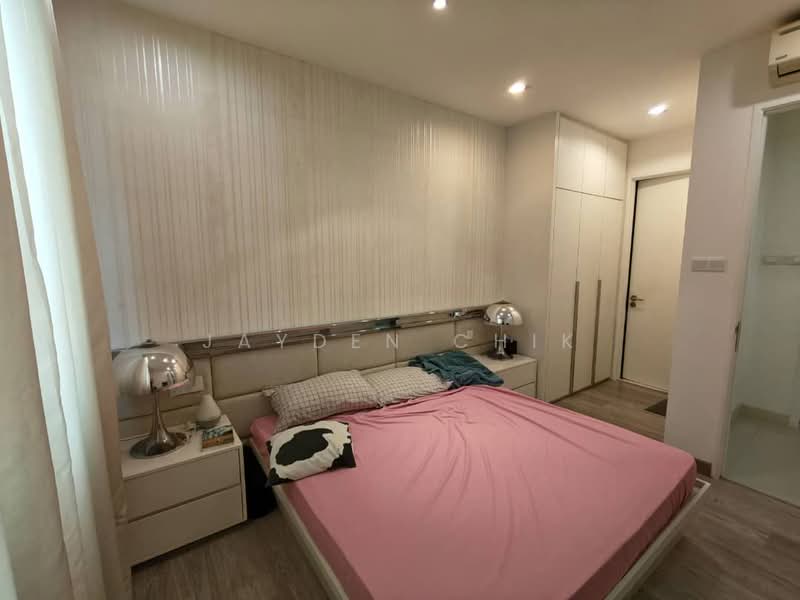 Kondominium untuk Disewa di Scenaria @ North Kiara Hills - Jayden Chik - Bedroom - PropertyGuru.com.my