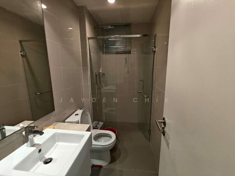 Kondominium untuk Disewa di Scenaria @ North Kiara Hills - Jayden Chik - Bathroom - PropertyGuru.com.my