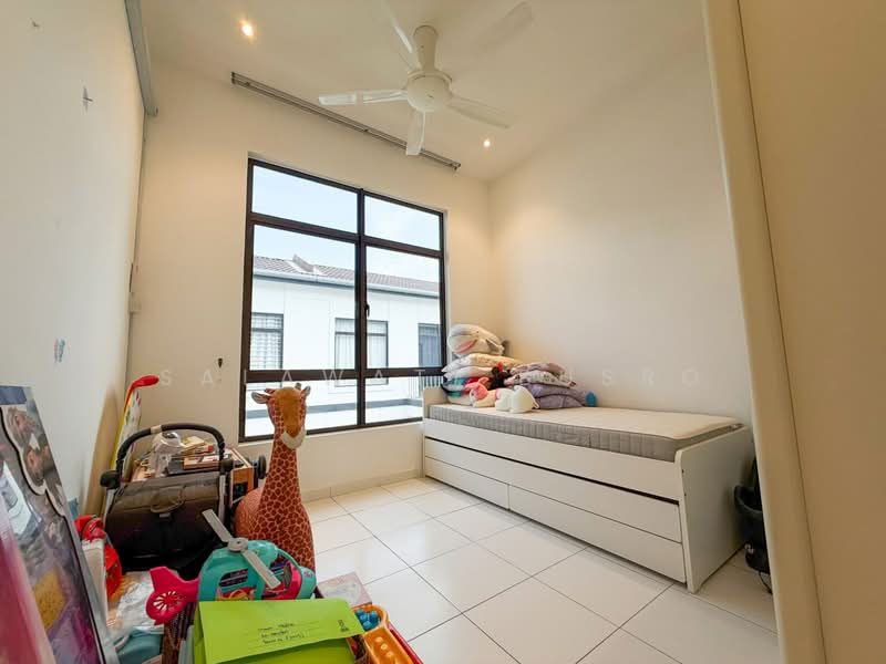 2-storey Terraced House for Sale in Eco Grandeur (Puncak Alam) - Salawati Busro - Bedroom - PropertyGuru.com.my