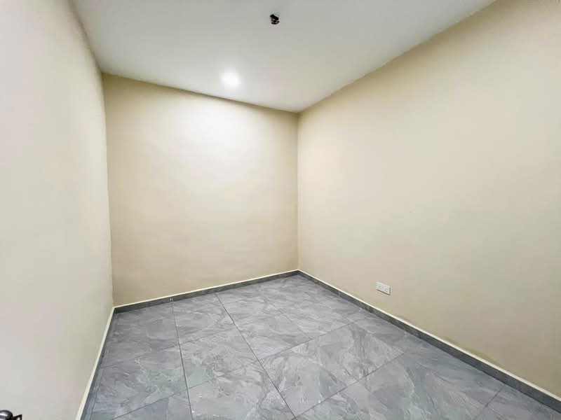 2-storey Terraced House for Sale in Taman Pelangi (Johor Bahru) - Glenn Woo - Interior - PropertyGuru.com.my