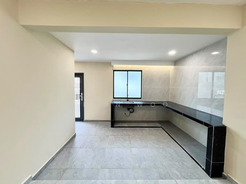2-storey Terraced House for Sale in Taman Pelangi (Johor Bahru) - Glenn Woo - Kitchen - PropertyGuru.com.my