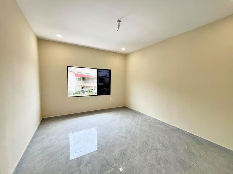 2-storey Terraced House for Sale in Taman Pelangi (Johor Bahru) - Glenn Woo - PropertyGuru.com.my
