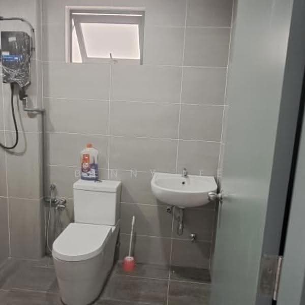 Service Residence for Rent at Parkland Residence @ Kajang 2 - Benny Lee - Bathroom - PropertyGuru.com.my