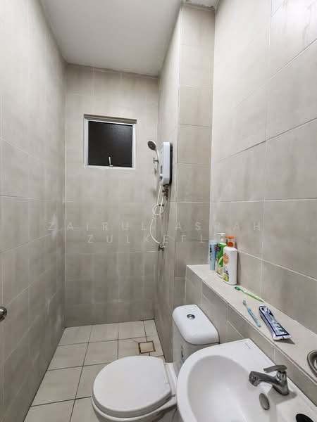 Kondominium untuk Dijual di Residensi Adelia 3 - Zairul Asrah Zulkefli - Bathroom - PropertyGuru.com.my