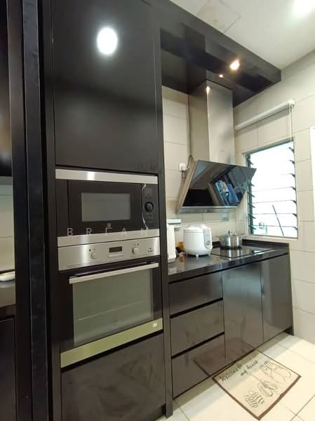 Condominium for Sale at KM1 East - Brian Tiew - Kitchen - PropertyGuru.com.my