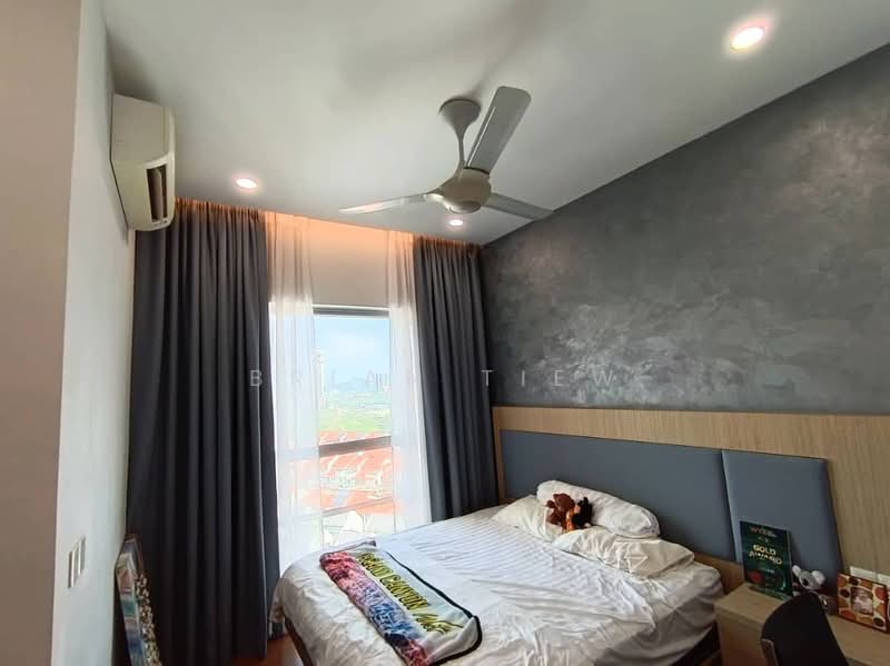Condominium for Sale at KM1 East - Brian Tiew - Bedroom - PropertyGuru.com.my