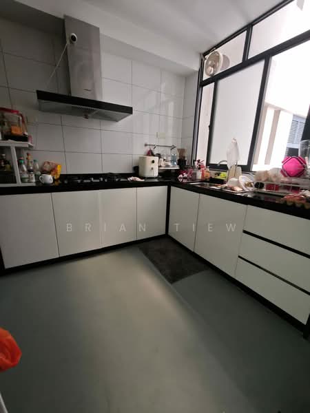 Condominium for Sale at KM1 West - Brian Tiew - Kitchen - PropertyGuru.com.my
