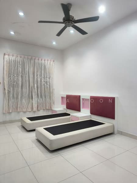 Semi-Detached House for Sale in Taman Sutera Utama (Skudai) - Amanda Voon - Bedroom - PropertyGuru.com.my