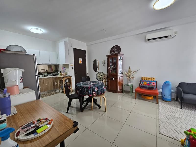 Service Residence for Sale at One Sentral Serviced Residence - Jessica Tiew - PropertyGuru.com.my