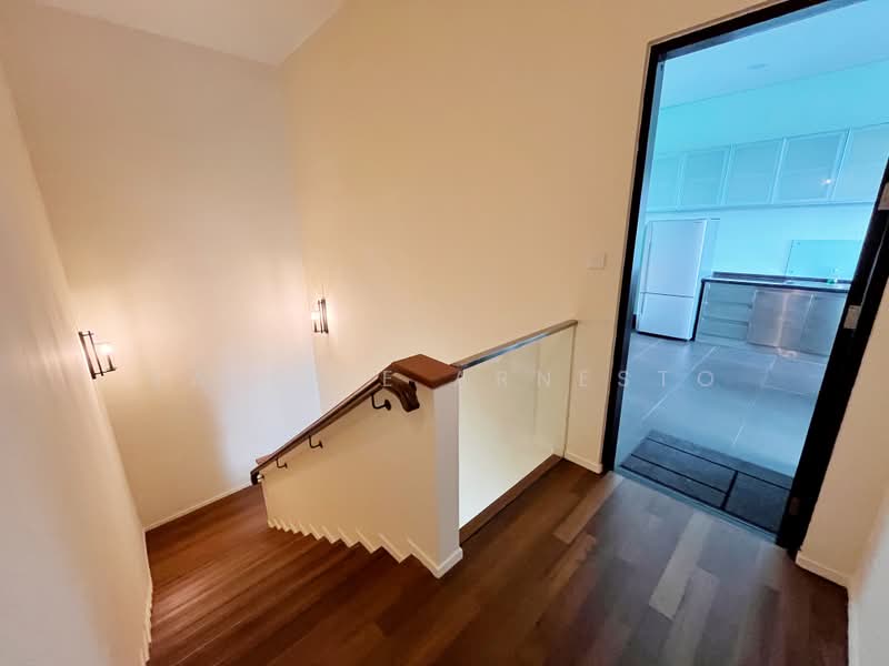 Kondominium untuk Dijual di Dua Residency - Valerie Arnesto - Stairs to 3 storeys. - PropertyGuru.com.my