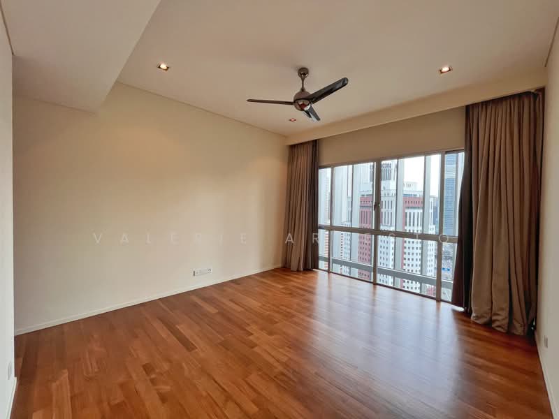 Kondominium untuk Dijual di Dua Residency - Valerie Arnesto - Master Bedroom - PropertyGuru.com.my